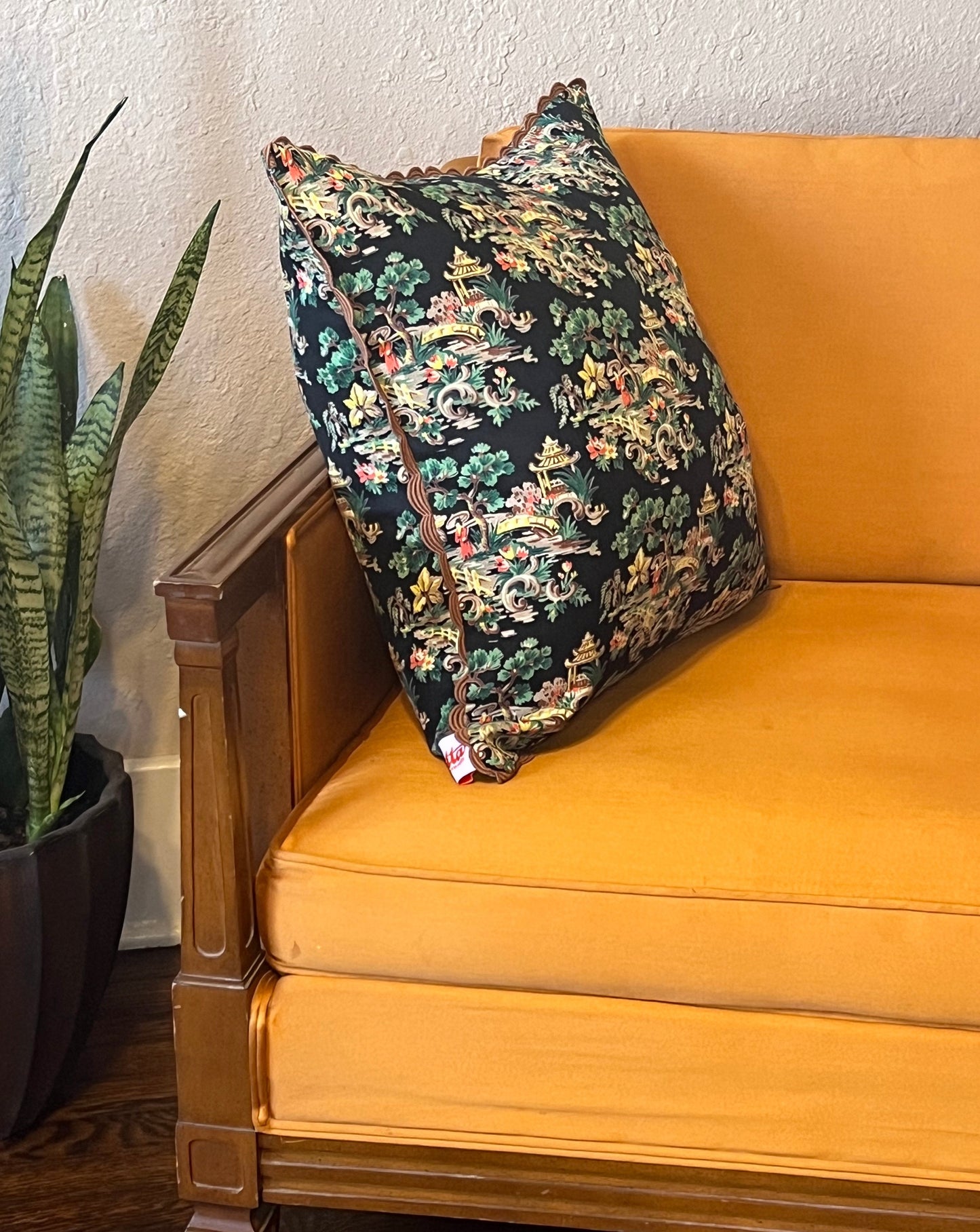 Japanese Garden Pillow with scalloped trim